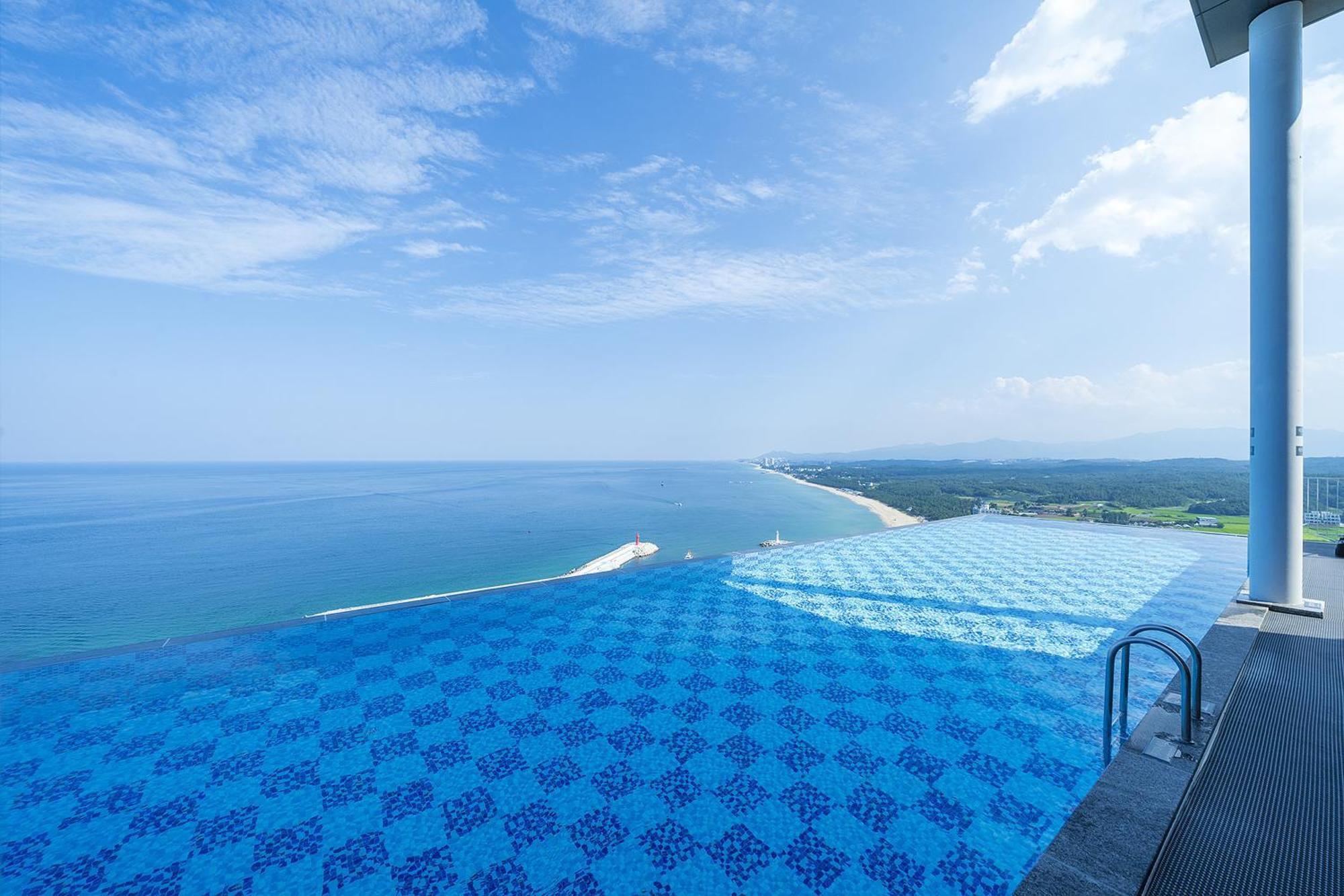 Gangneung Chonpines Ocean Suites Hotel Eksteriør bilde
