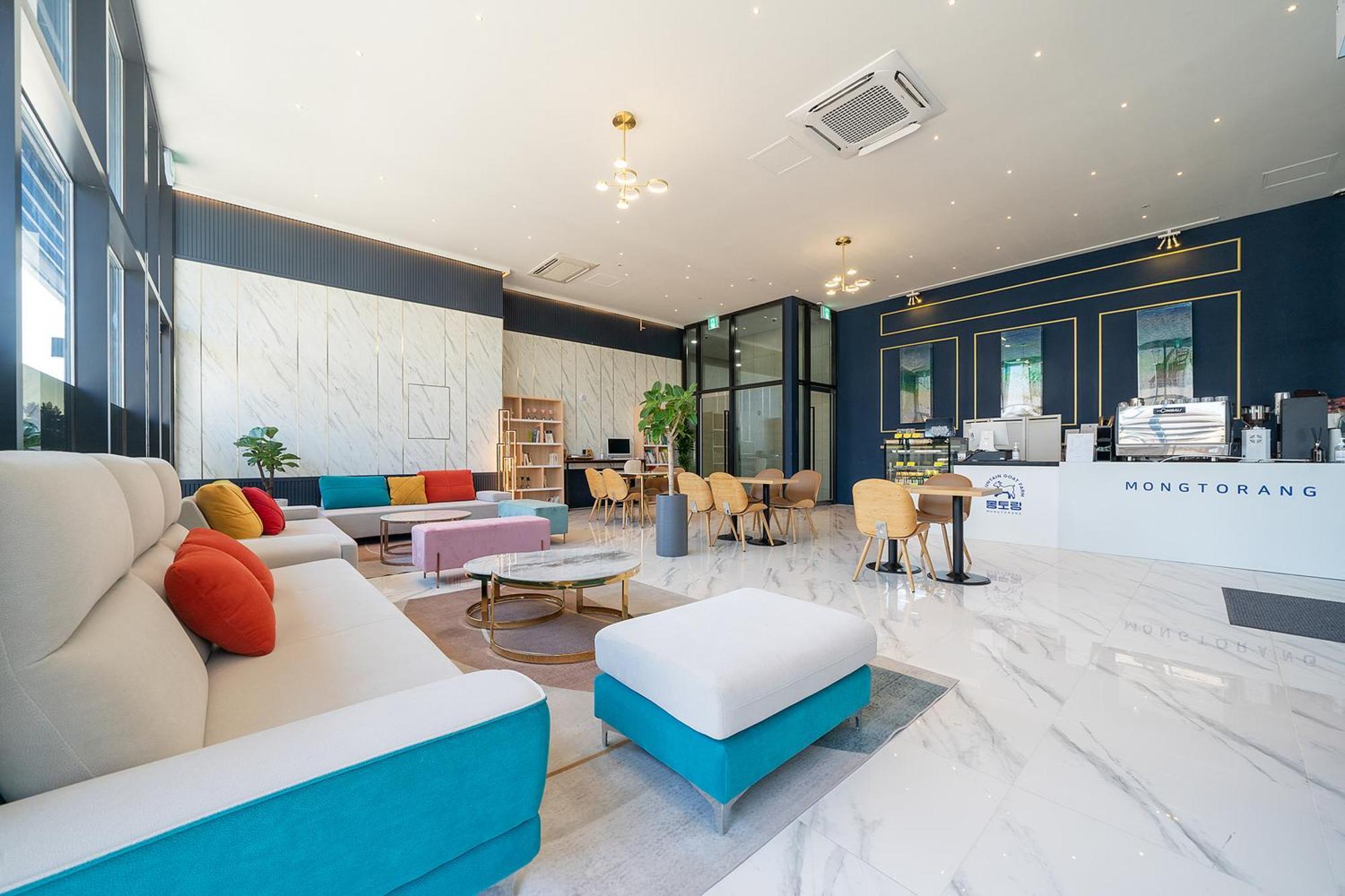 Gangneung Chonpines Ocean Suites Hotel Eksteriør bilde