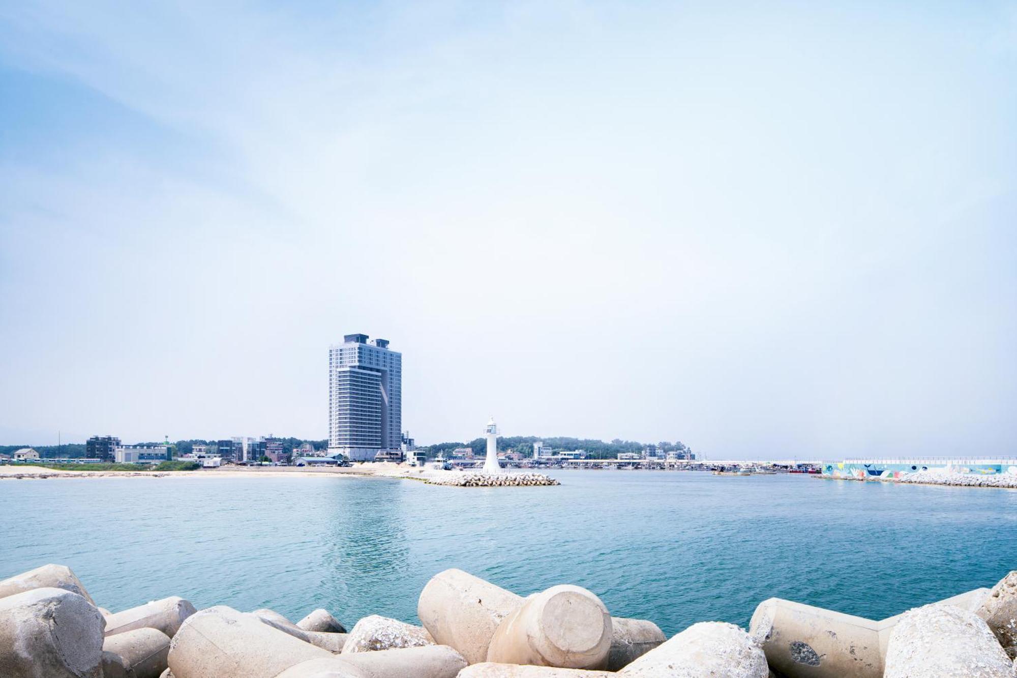 Gangneung Chonpines Ocean Suites Hotel Eksteriør bilde